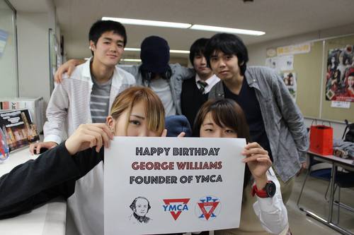 【10/11（月）　YMCA創設者・Sir George Williamsの生誕をお祝いしました】